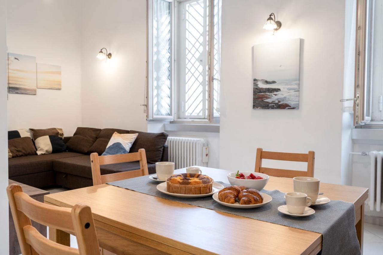 La Casa Di Gio - Stazione & Policlinico Apartment バーリ エクステリア 写真