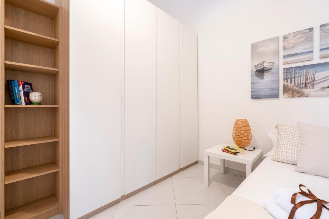 La Casa Di Gio - Stazione & Policlinico Apartment バーリ エクステリア 写真