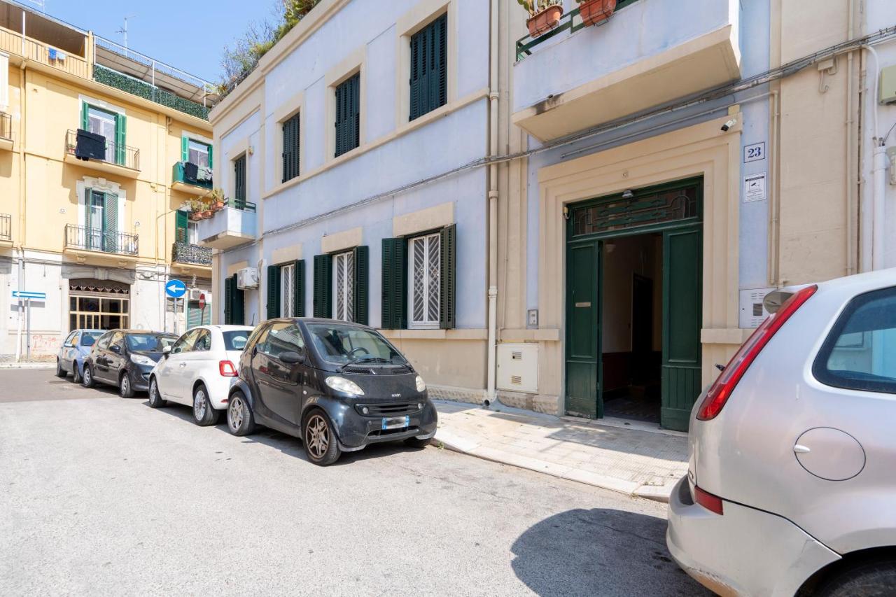 La Casa Di Gio - Stazione & Policlinico Apartment バーリ エクステリア 写真