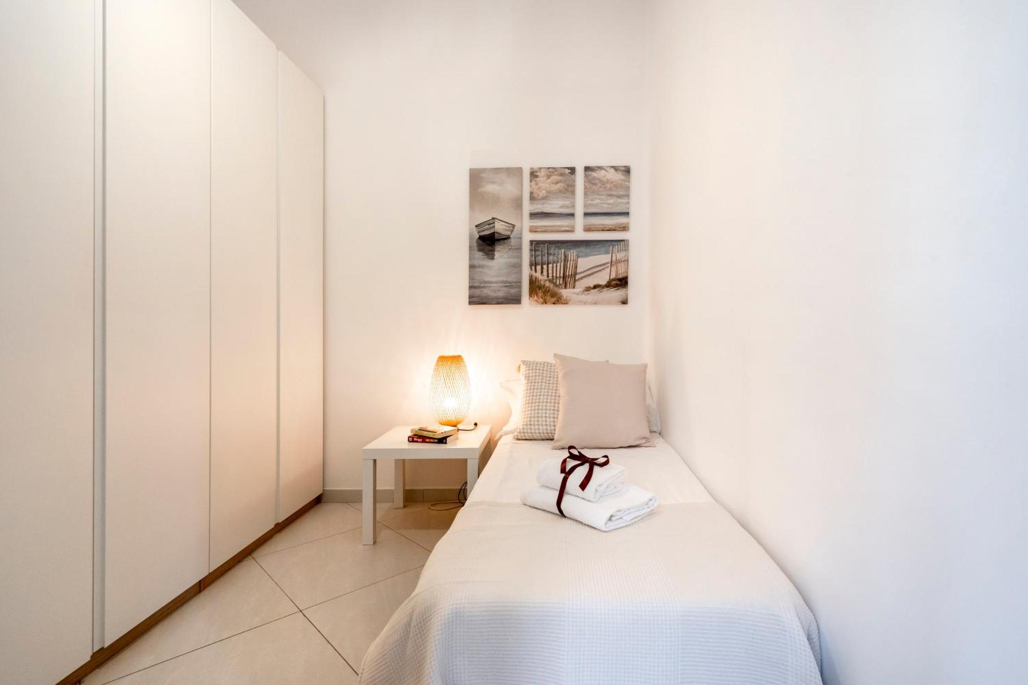 La Casa Di Gio - Stazione & Policlinico Apartment バーリ エクステリア 写真