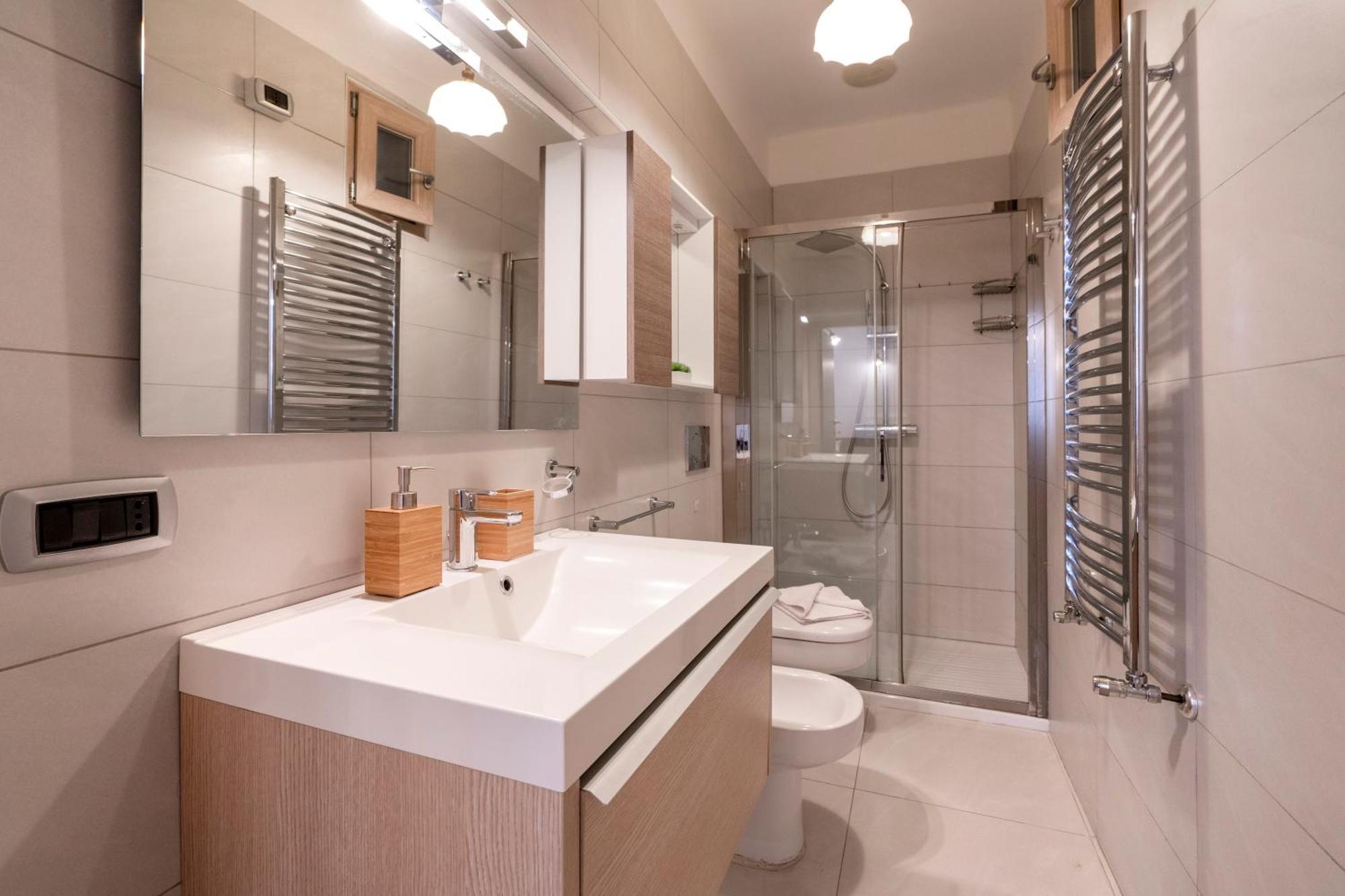 La Casa Di Gio - Stazione & Policlinico Apartment バーリ エクステリア 写真